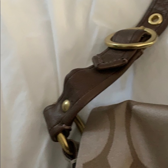Authentic Coach purse - Picture 5 of 11